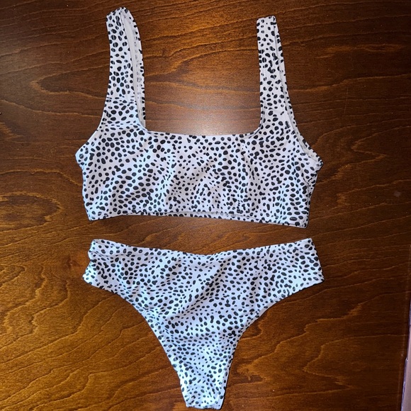 Shein Dalmatian bikini set - Picture 2 of 5